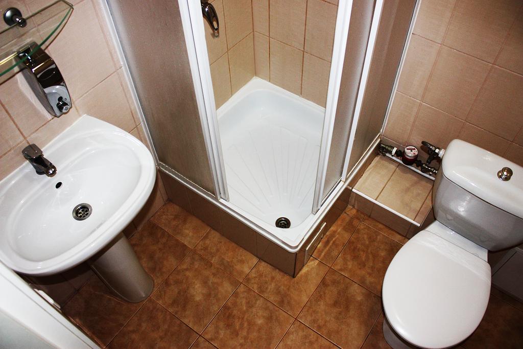 Mini-Hotel On Geroiv Energetykiv Street 18 Kiev Phòng bức ảnh